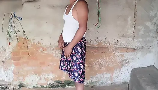 Hintli kadın ile ağrılı sikiş bulundu