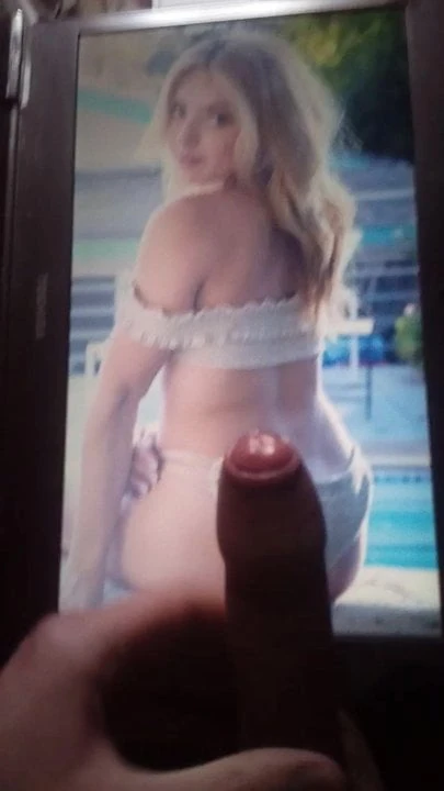 Peyton List cum tribute!