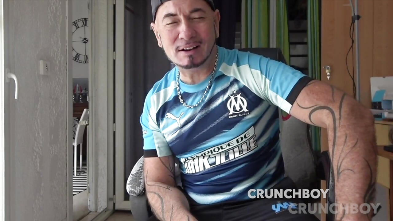 Sucking the big dick of my best friend and fuck him bareback