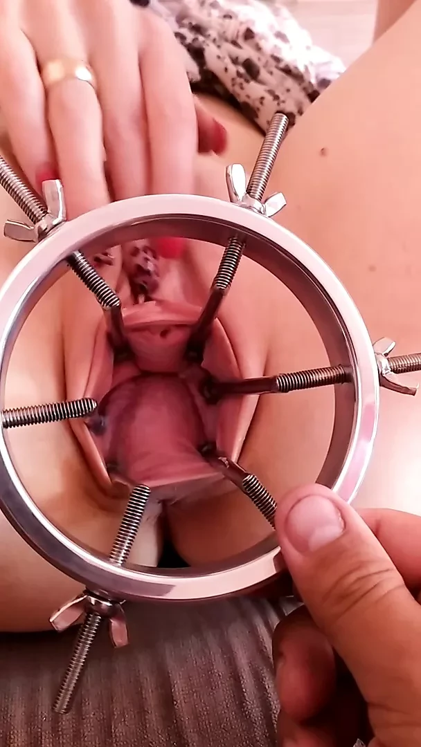 I attempt a new toy for pussy stretching