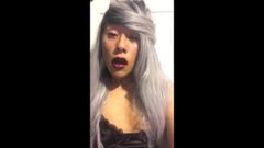 Азиатка дрочит в любительском видео в любительском видео