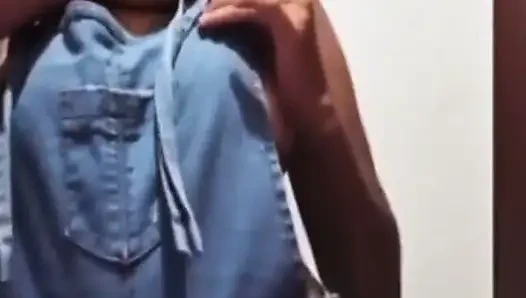 Colombian Woman Masturbates in the Royal Home Bathroom