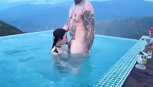 Kencan Tinder Berakhir Dengan Seks Luar Ruangan Dengan Chicamocha Canyon Di Latar Belakang