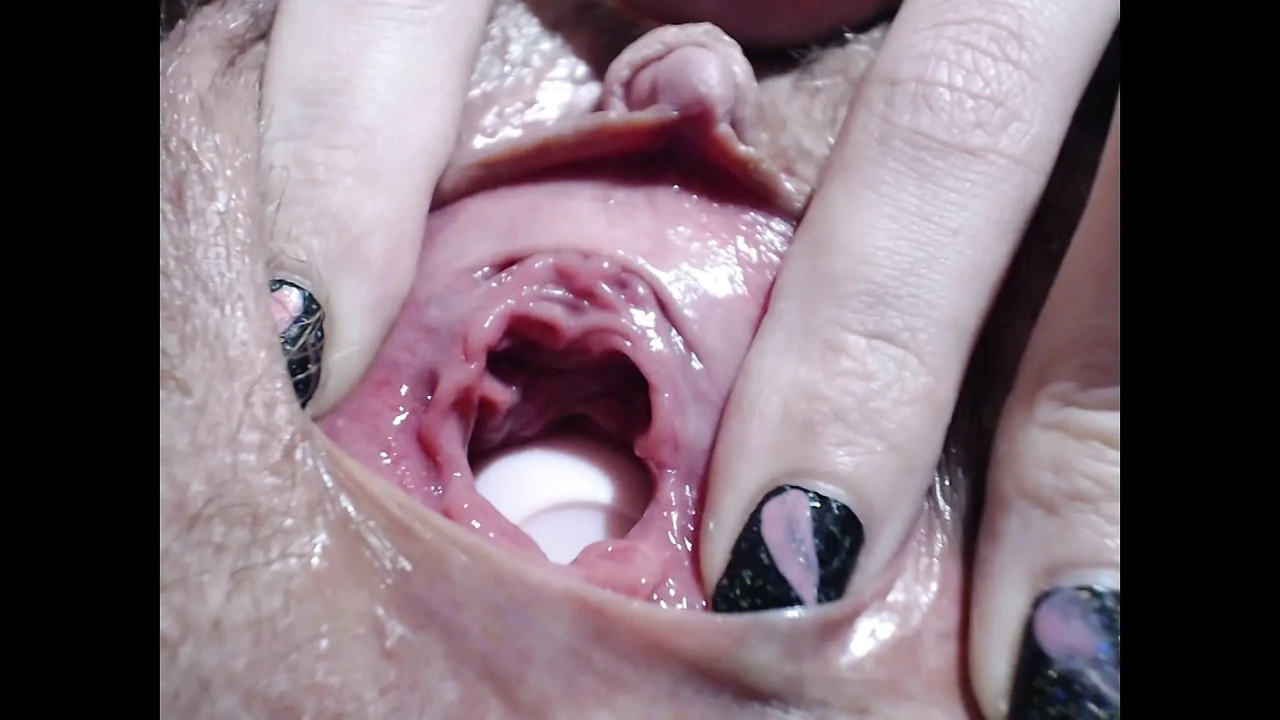 Awesome pussy coltrol, HD ball play