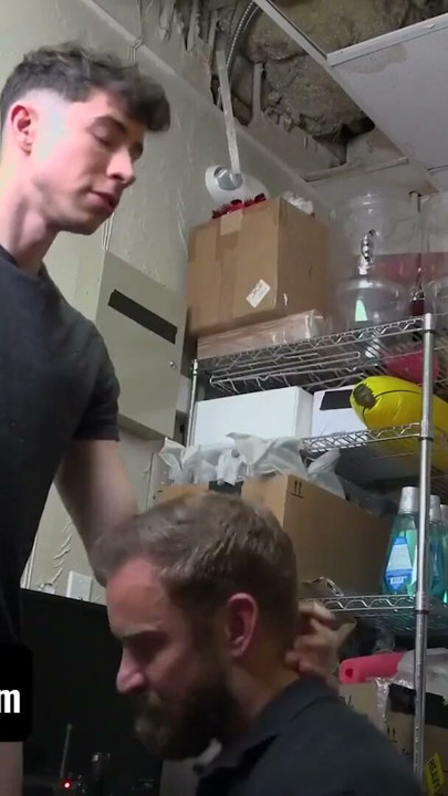Loss Prevention Officer Messes Around With The Wrong Shoplifter - YoungPerps | Clip 1