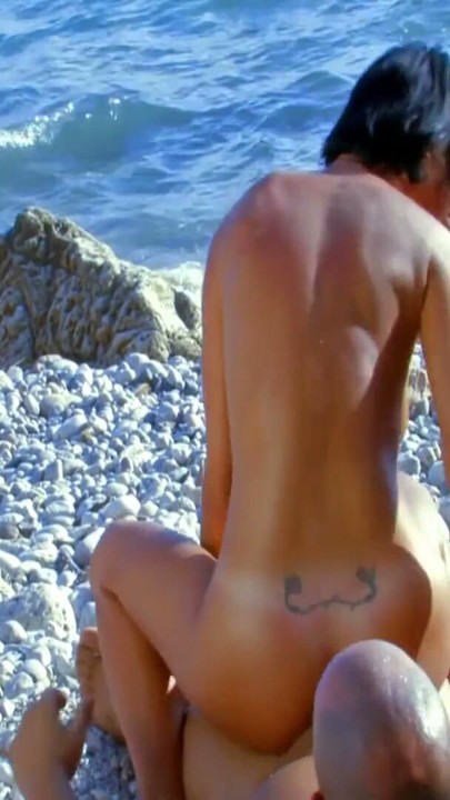 Mademoiselle Justine enjoys an anal fuck with a sea view | Clip 2
