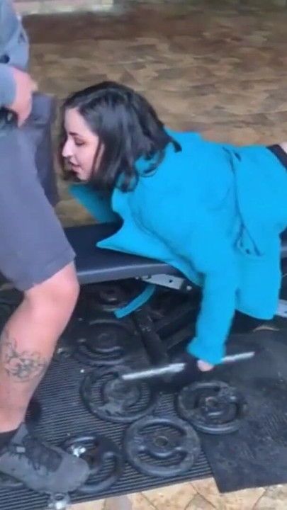 내 음란한 선생님은 내 얼굴에 공을 넣어 | 흑인 대물 자지와 섹스하는 흑인 대물