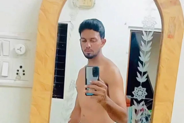 Handsome &amp; Stylish Hot Naked Boy