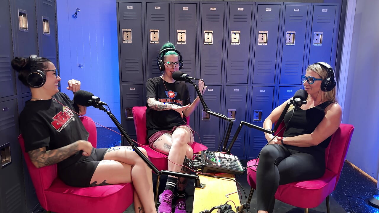 Luna Lovely and Nikki Zee Join Ariel On Locker Room Talk