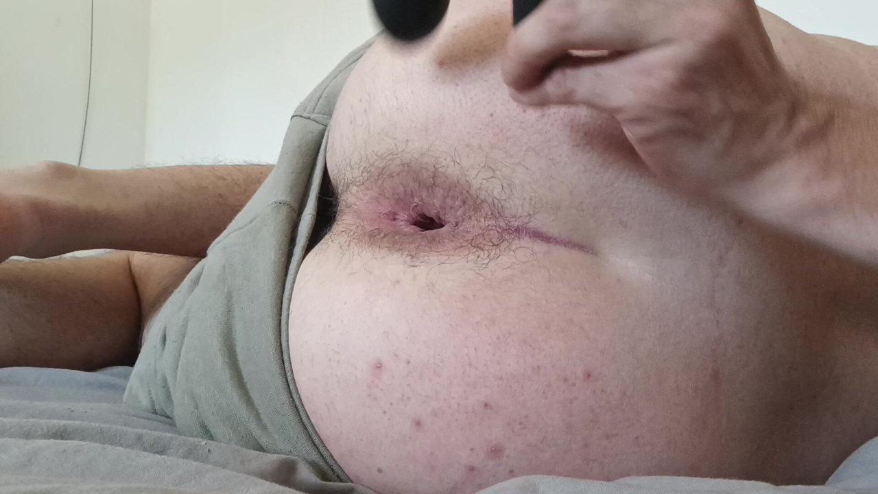A quick and discreet little shot when no one is looking.
