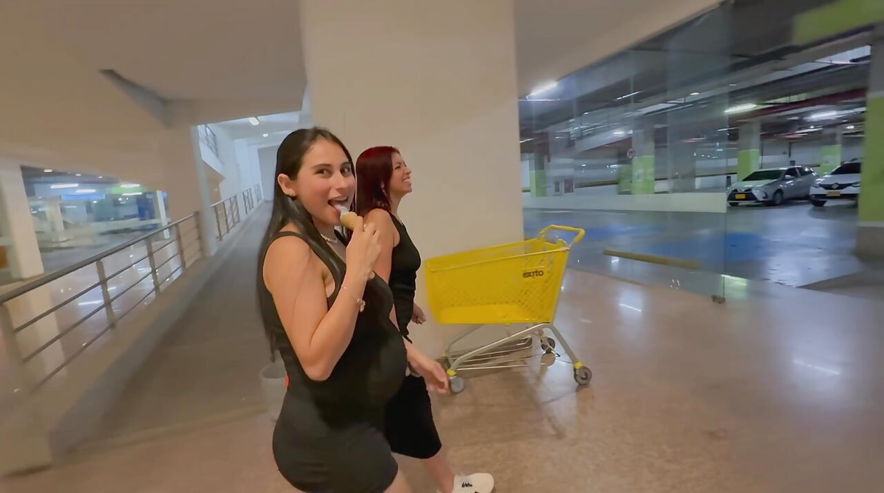 JENIFER PLAY PREGNANT AND HER FRIEND FUCK AFTER LEAVING THE MALL