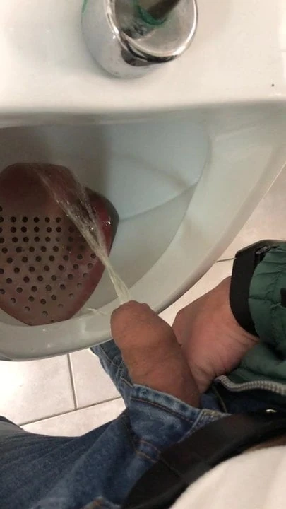 Pissing