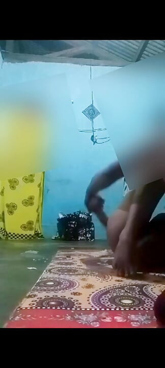 Almost caught, it's better for her husband to wake up
