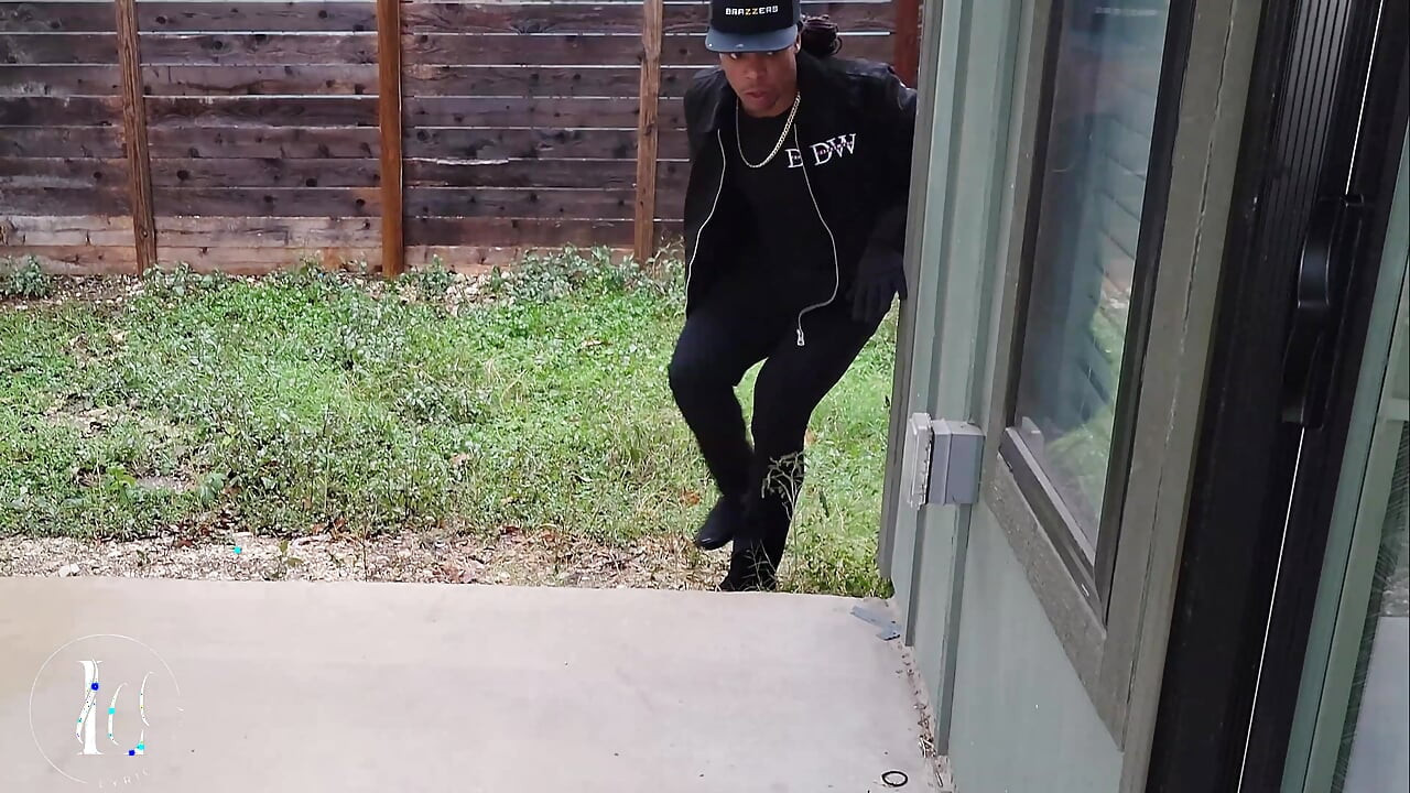 Kepergok lagi berbuat nakal sama porsha carerra & lyric sky dominan seks threesome sama pria kulit hitam besar