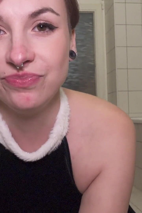 Vany Secret Pisses on Camera