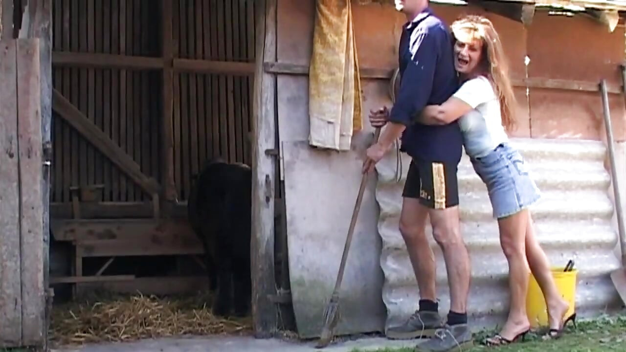 Big boobs blonde milf ass fucking in the farm
