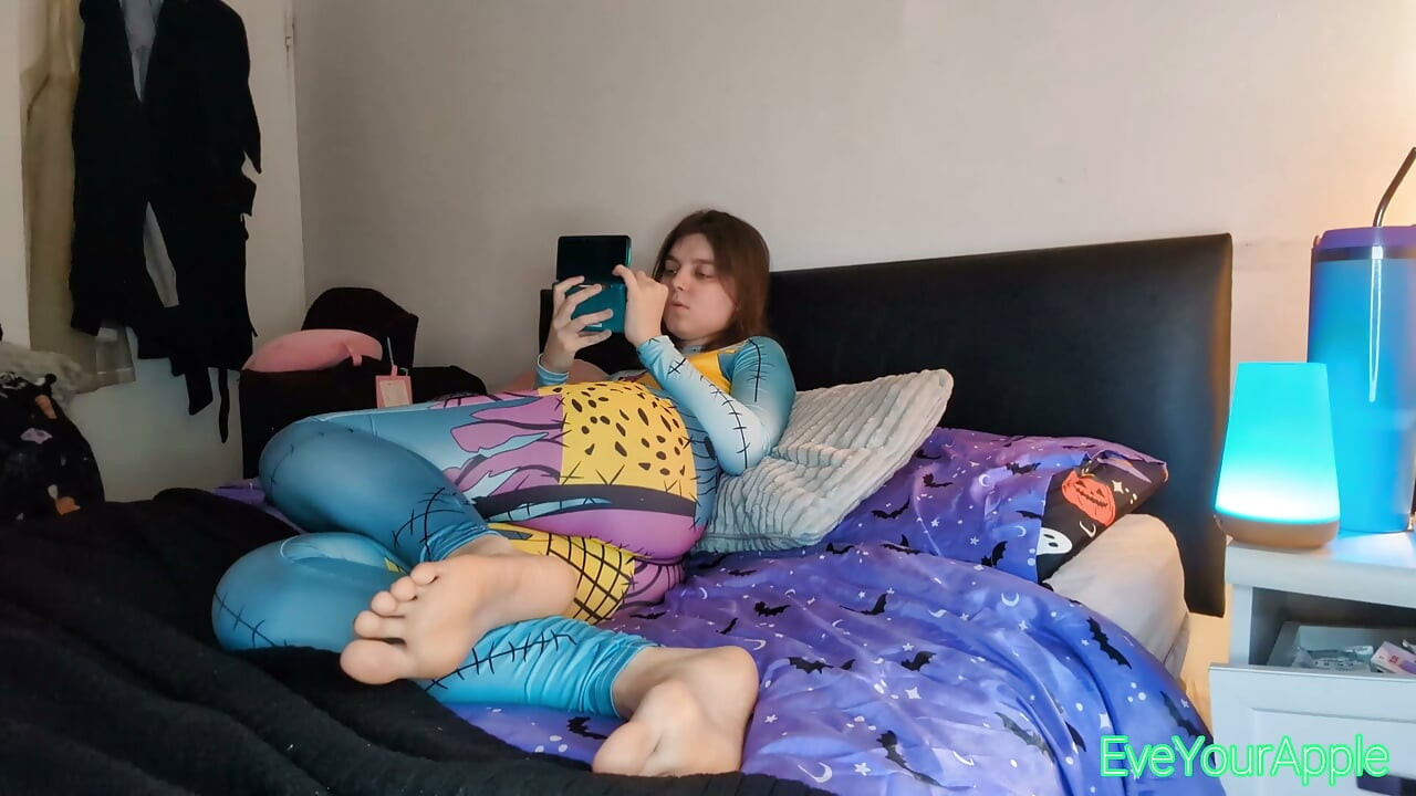 Barfot Sally Gaming & Ignorerer deg