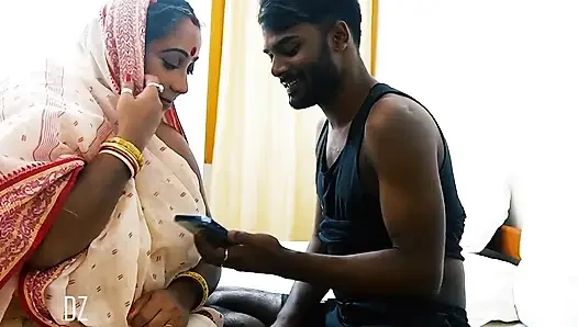 Üvey Anne Kırmızı Elle Yakalandı Ve Desi Tarzında Sikildi
