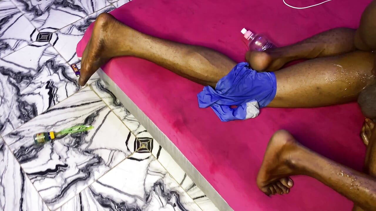 ช่างซ่อมเครื่องกําเนิดไฟฟ้าเย็ดรูตูดของฉัน