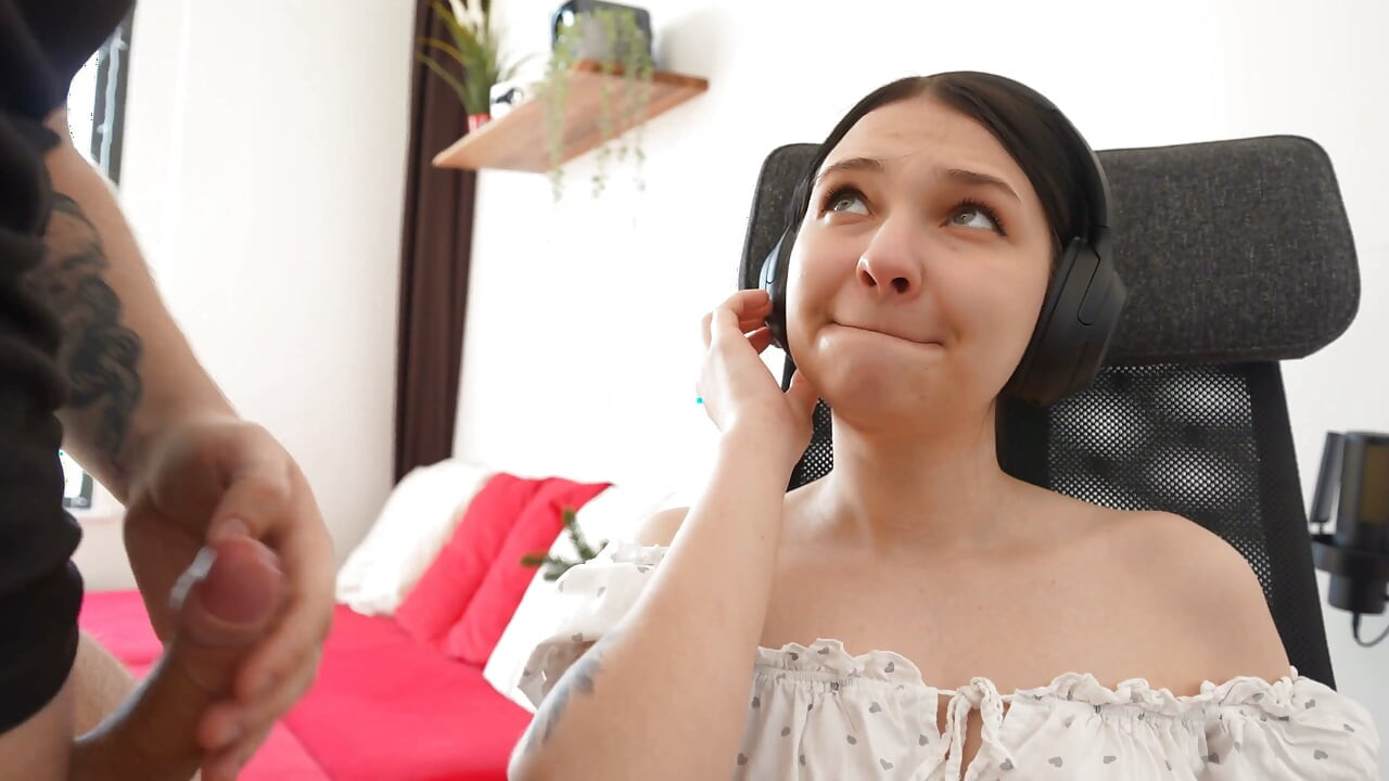 A Gamer Girl Is a Grief in the Family. Punished for a Bad Game