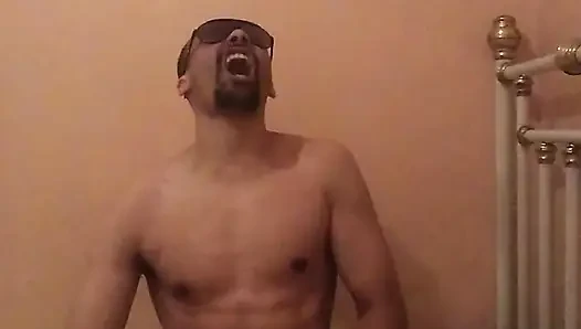 Masumca başlayan ve daha fazlasını istemene neden olan o beklenmedik baştan çıkarma