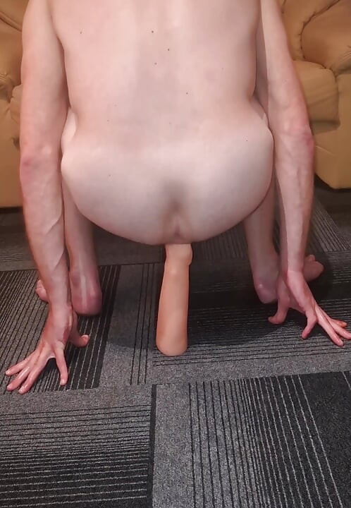 Solo male extreme anal dildo - fisting dildo