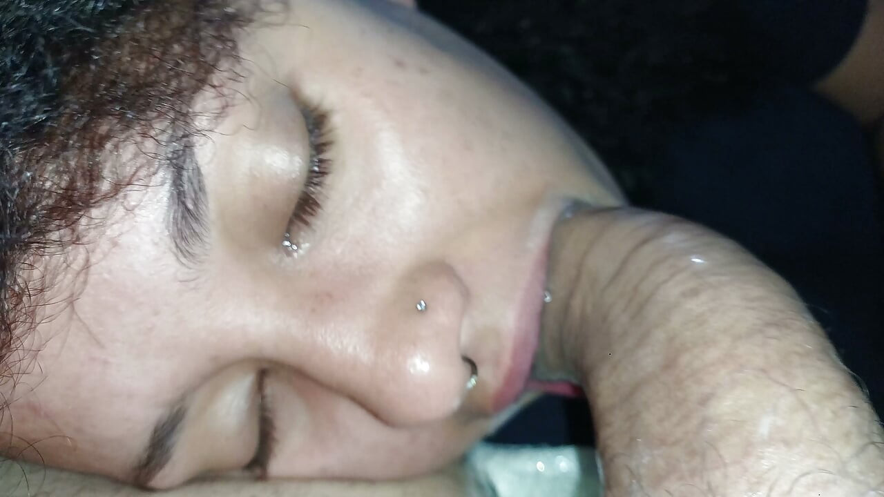 CREAMPIE FACIAL: CUMMING ALL OVER THIS SLUT'S BEAUTIFUL LIPS