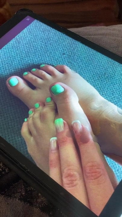 Cumtribute for Feetmaniac90