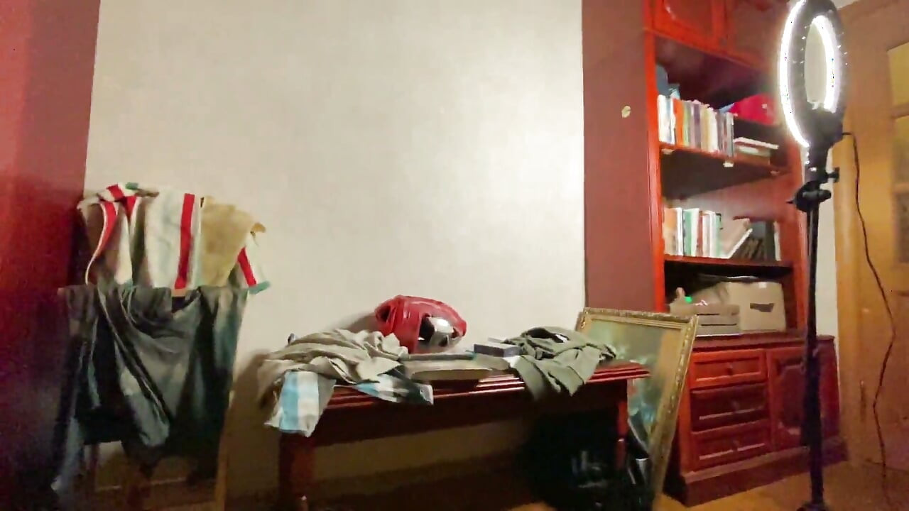 Young Guy Meets an Older Top and Gets a Facial