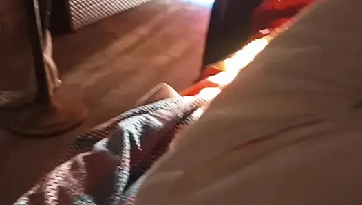Kayınbiraderim tarafından vajinamı sevdirmeye hazırım, bir penisim lazım.