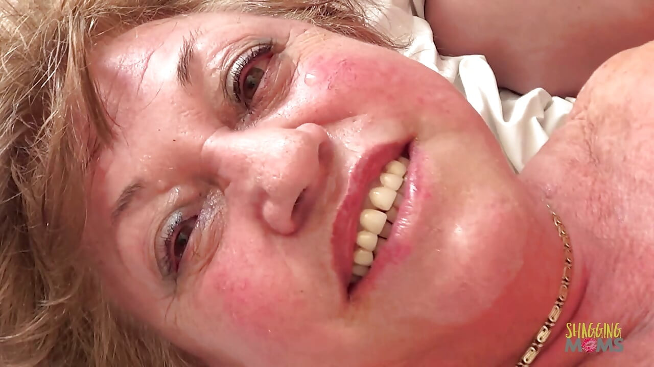 The milf had some nice chub so the pervert even fucked her belly folds too