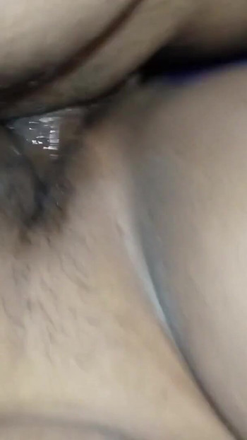 Morate vidjeti trenutak iz "Devar bhabhi Desi indijska bhabhi jebana od nje uz hindi audio"