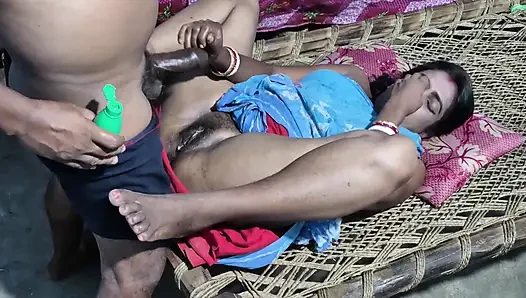 My Tuition Teacher Fucking His Student Sonali Das,she Is Very Happy Fucking Her Virginity by Her Teacher