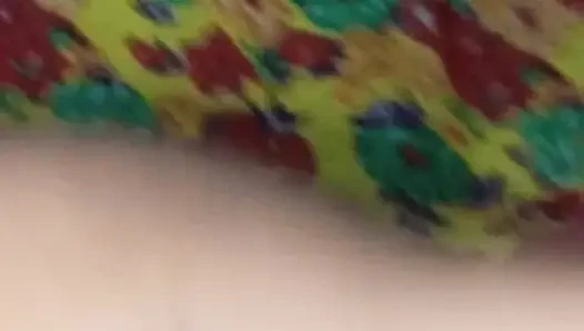 Meri chut kon kon chatna chahata hai aao meri chut chatkar chodo