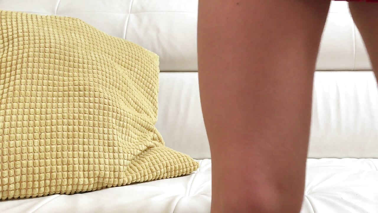 Big ass teen twerks hard in shortest college skirt and open panties