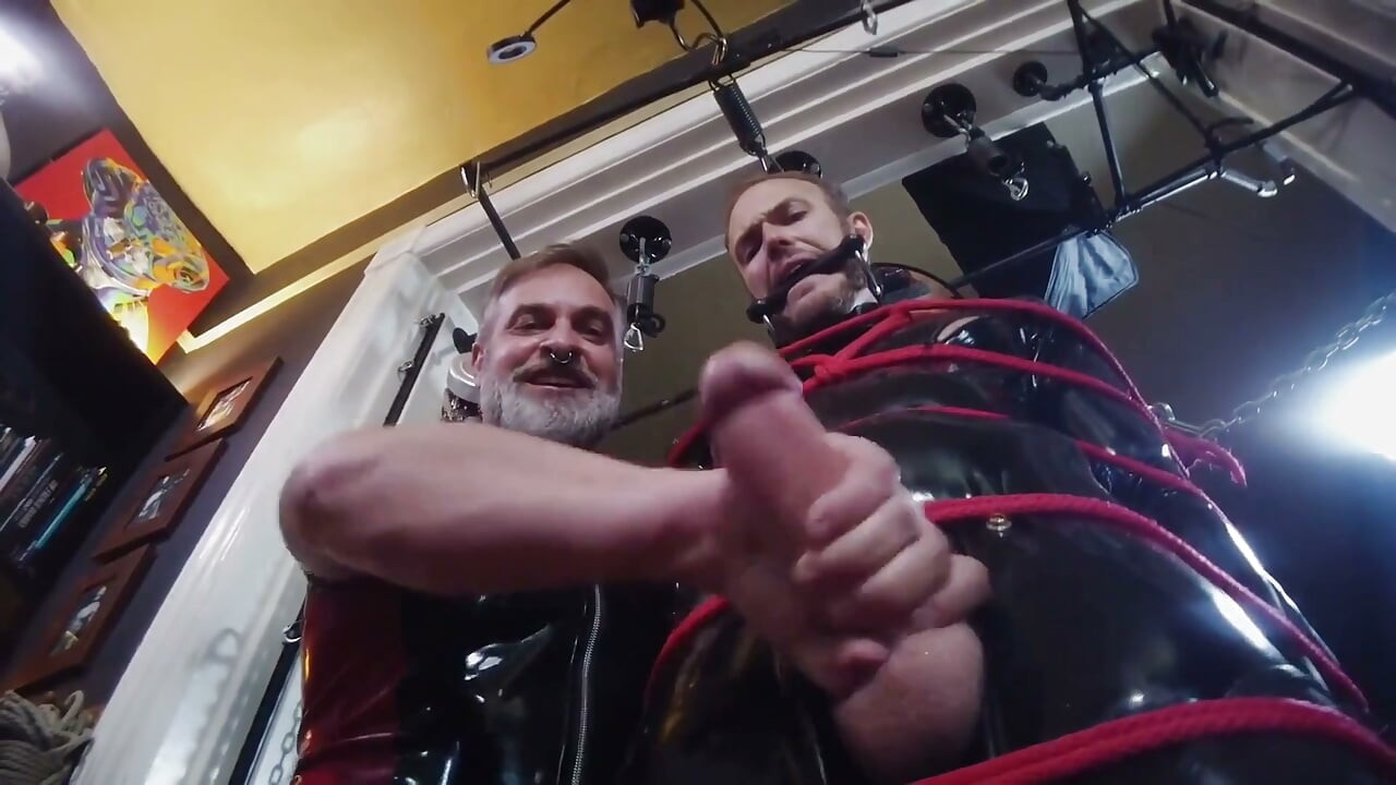 Latex Edging with Kris and Pup Amp