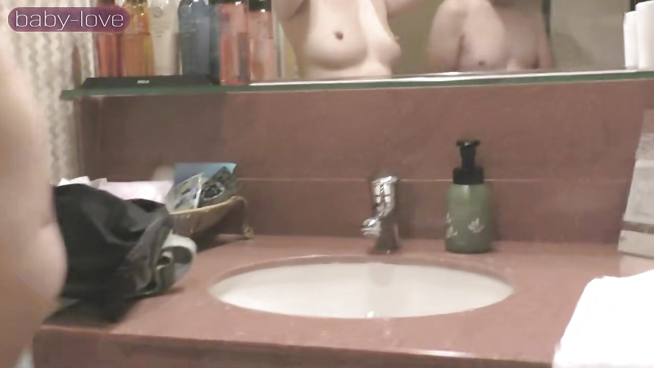 개인 두 라운드 POV. 딥 질싸 열정에 깨어난 소홀한 마누라