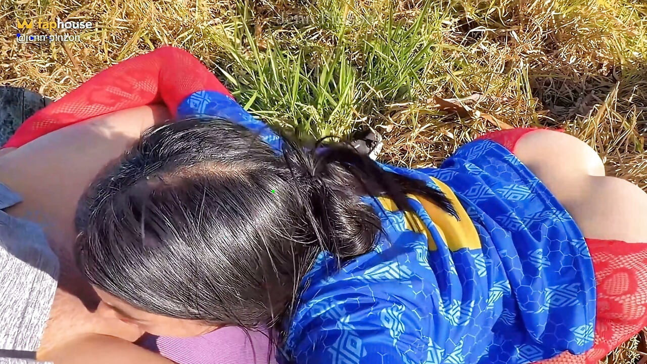 Vackra smala colombianska Jenn Pinzon får Creampie på berget med sin stora rumpa
