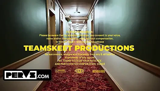 Гостиничные камеры снимают бурную массажную сессию Jasmine Wilde