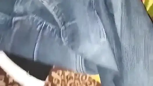 Indische desi bhabhi gibt blowjob und wird hart im doggystyle gefickt