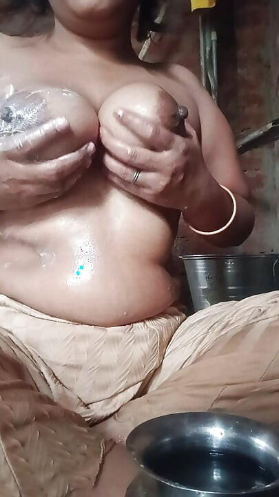 Deshi Indian Village teenage girl nude Bathroom video
