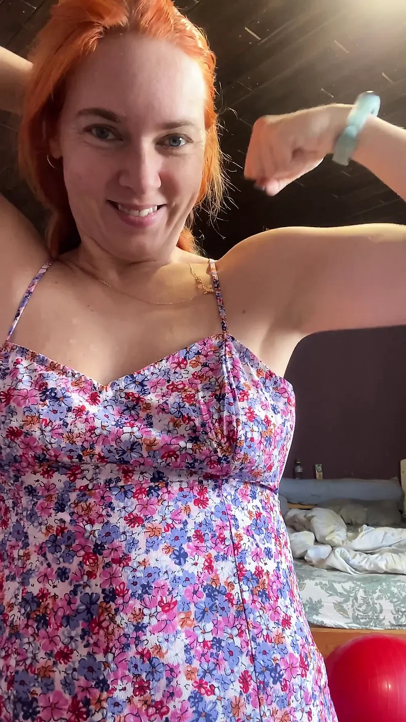 Redhead Woman in Pretty Dress Showing Her Muscles and Tits, How Strong Is She and How She Can Boxing Topless