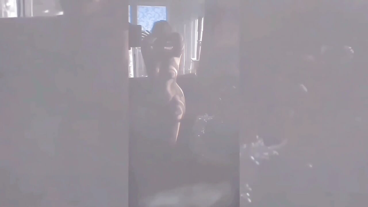 Blond moden kone nøgen sex