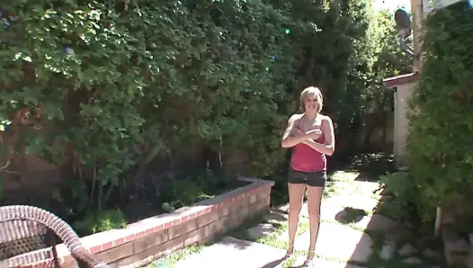 Invade my deep ass with your big cock .... i want to try a lot of pleasure !!!