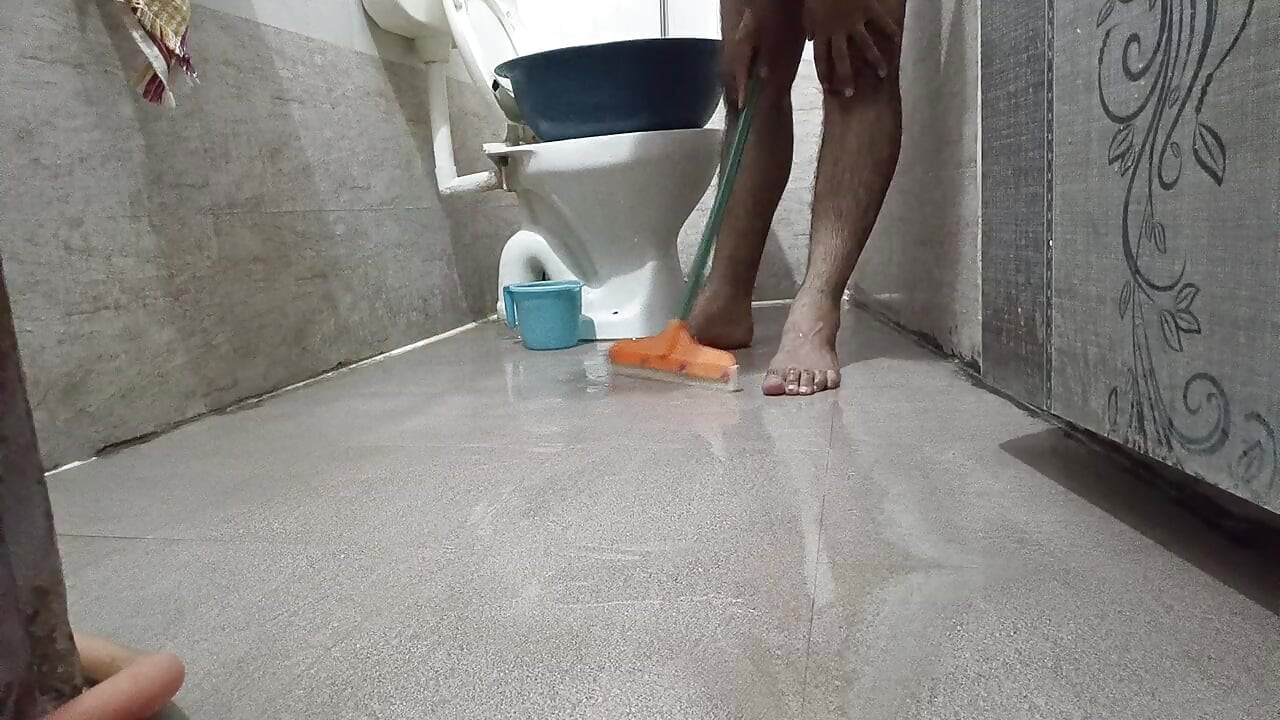 Mujhe nanga na bahut pasand hai