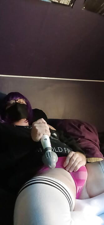 vibrator masturbation and cumming through panties with Raven LeTrap