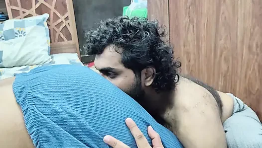 Hip kiss with hot romance