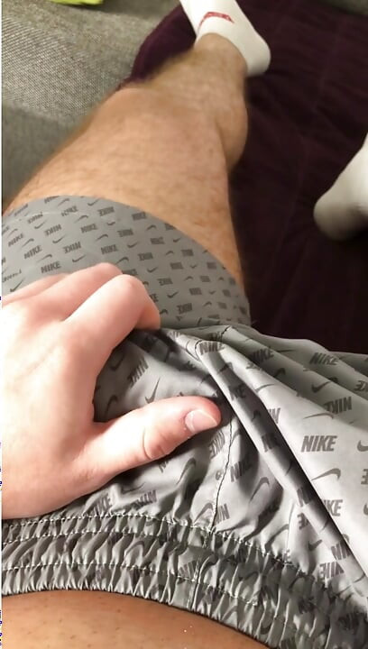 Pokušaj se ne dirati dok gledaš kako ovaj kurac draži PhantomGentX
