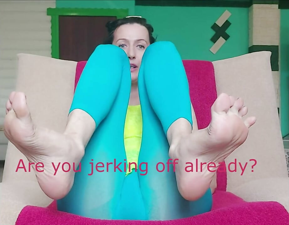 Foot Fetish, Feet Fetish, Leggings Fetish, MILF Fetish - I'm Your Fetish - Ginnagg
