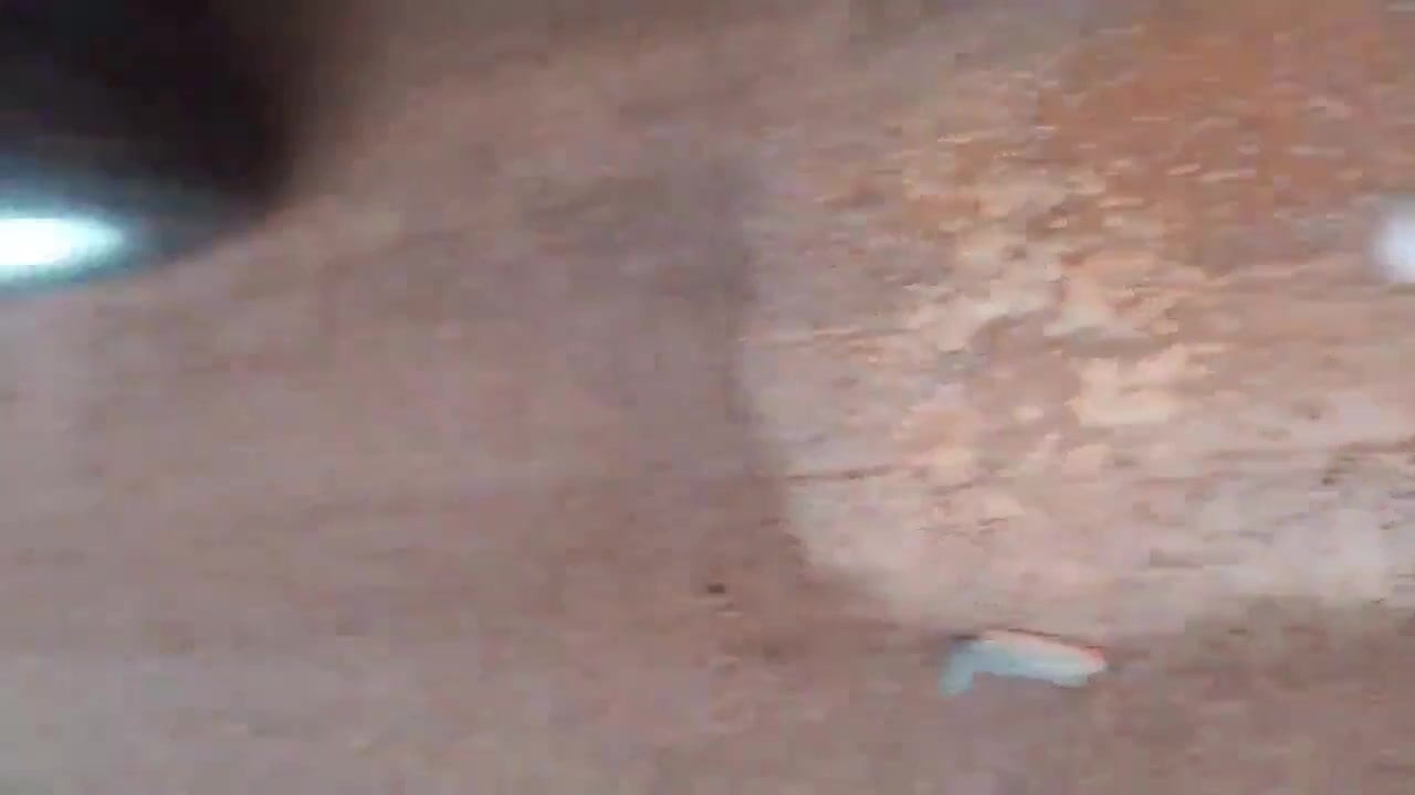 Pissing hot3